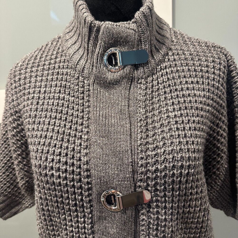 Chunky Knit Toggle Short Sleeve Cardigan Sweater Gray Wool Blend Size Medium